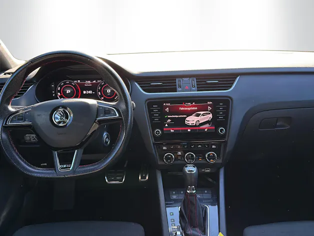 SKODA Octavia Combi 2.0 TDI 184 RS 4x4 DSG