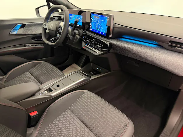 RENAULT Clio 1.8 E-Tech techno