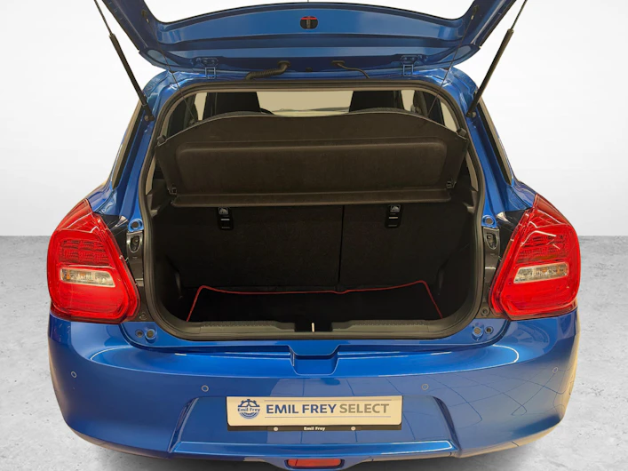 immagine del veicolo SUZUKI SWIFT