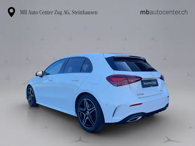 MERCEDES-BENZ A 220 AMG Line 4Matic