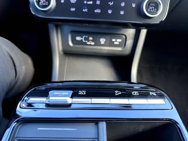 HYUNDAI TUCSON 1.6 T-GDi Hybrid Amplia 2WD