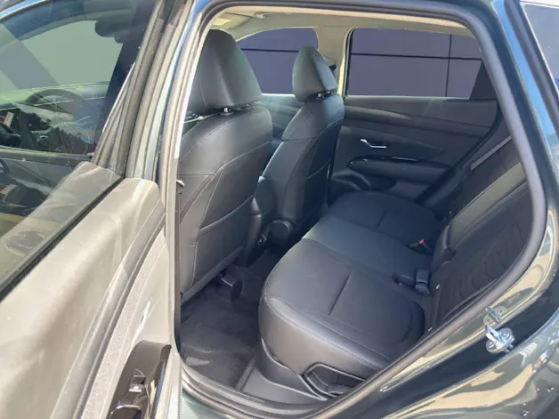 HYUNDAI TUCSON 1.6 T-GDi Hybrid Amplia 2WD