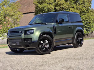 Land Rover Defender 90 3.0 D I6 350cv X-Dynamic HSE
