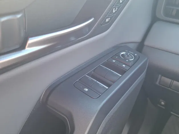 Suzuki Across 2.5 PHEV Compact Top 4x4
