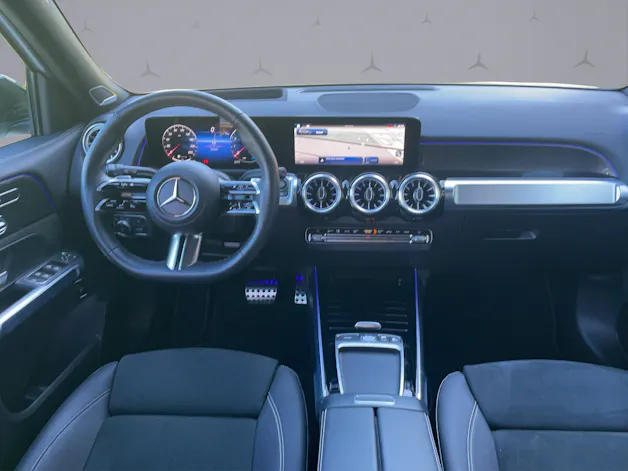 MERCEDES-BENZ GLB 220 AMG Line 4matic