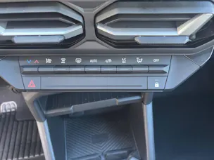 DACIA Duster 1.2 Hybrid Journey 4WD
