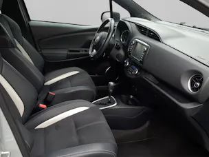 Toyota Yaris 1.5 VVT-i HSD GR-S