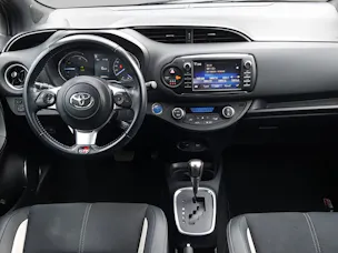 Toyota Yaris 1.5 VVT-i HSD GR-S