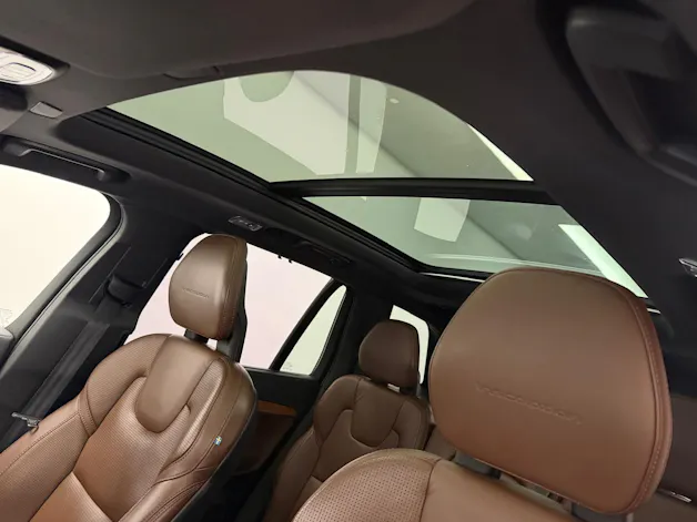 VOLVO XC90 2.0 D5 Inscription 7P. AWD