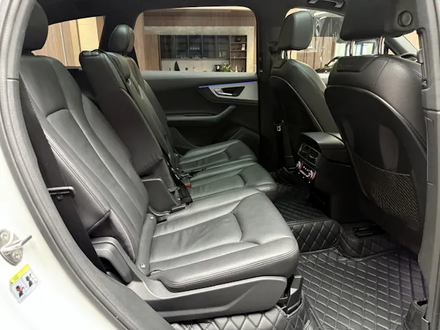 AUDI Q7 3.0 V6 TDI 272 quattro T-Tronic