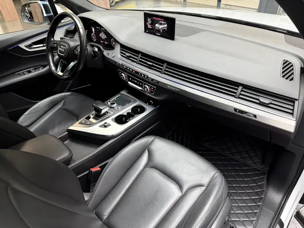 AUDI Q7 3.0 V6 TDI 272 quattro T-Tronic