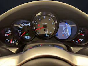 PORSCHE 911 Carrera 4S