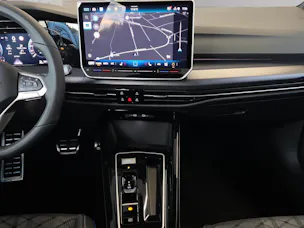 VW Golf 2.0 TSI R-Line DSG 4 Motion