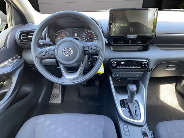 MAZDA 2 Hybrid Prime-line
