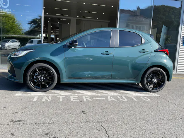 MAZDA 2 Hybrid Homura