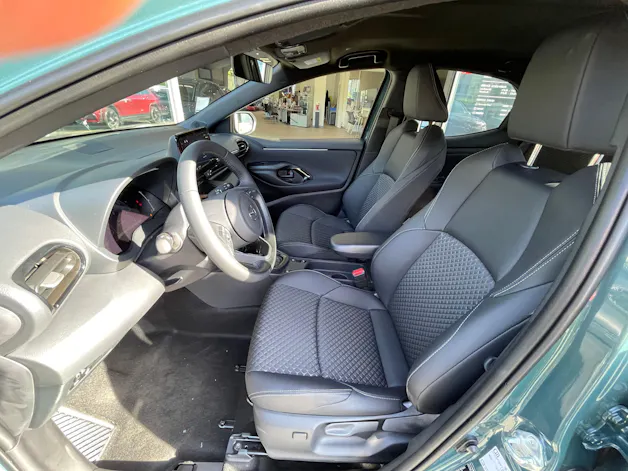 MAZDA 2 Hybrid Homura