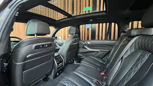 BMW X7 xDRIVE 48V 40i M SPORT PRO BLACK CARBON STEPTRONIC l 380 PS
