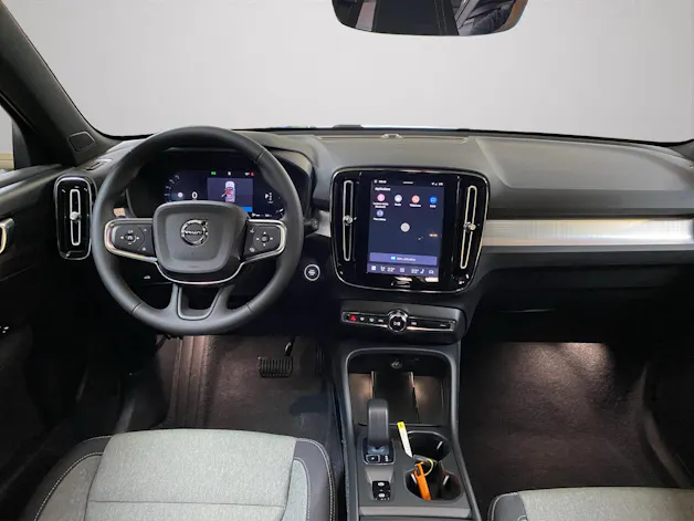 VOLVO XC40 B3 Benzin Mild Hybrid Core DCT