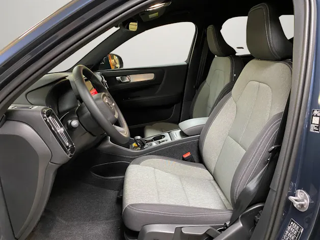 VOLVO XC40 B3 Benzin Mild Hybrid Core DCT