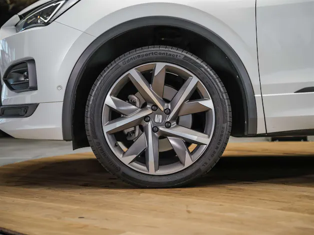 SEAT Tarraco 2.0 TDI CR FR 4Drive DSG *7 Sitze*Panorama*Beats*