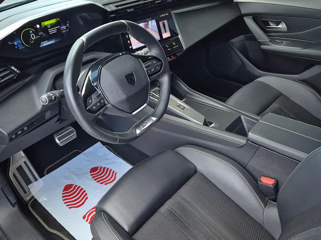 PEUGEOT 308 SW 1.6 PHEV 180 GT