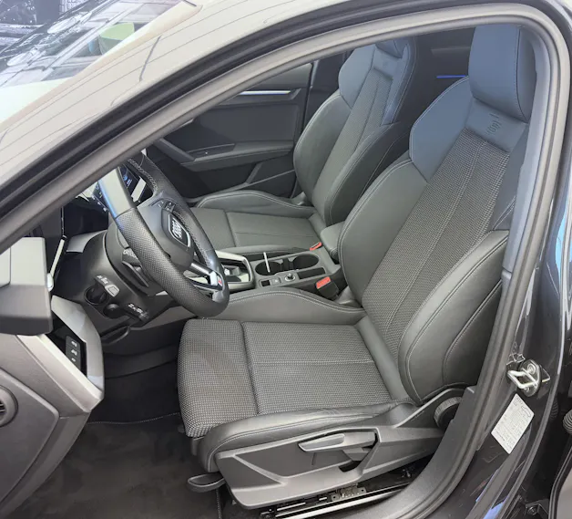 AUDI A3 Sportback 35 TFSI Attraction S-tronic