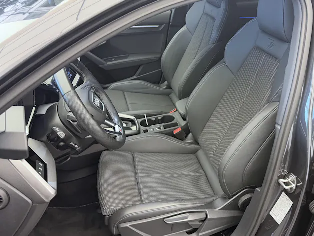 AUDI A3 Sportback 35 TFSI Attraction S-tronic