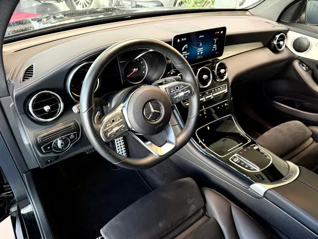 MERCEDES-BENZ GLC Coupé 200 AMG Line 4Matic 9G-Tronic