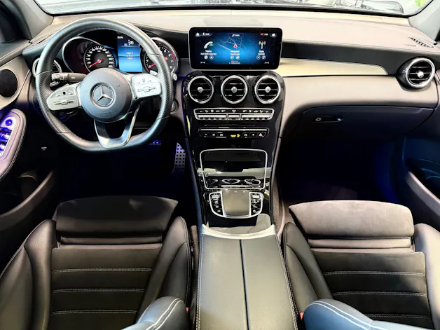 MERCEDES-BENZ GLC Coupé 200 AMG Line 4Matic 9G-Tronic