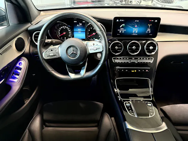 MERCEDES-BENZ GLC Coupé 200 AMG Line 4Matic 9G-Tronic