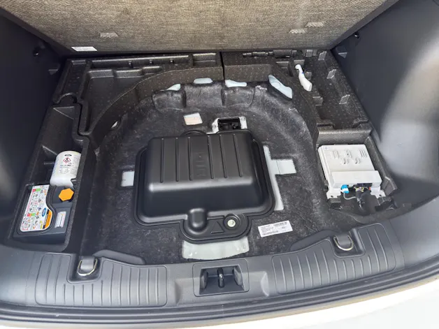 FORD Kuga 2.5 Plug-in Hybrid ST-Line X Black&White Ed.