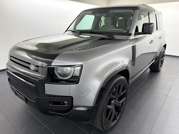 Land Rover Defender110 3.0DI6 300 SE