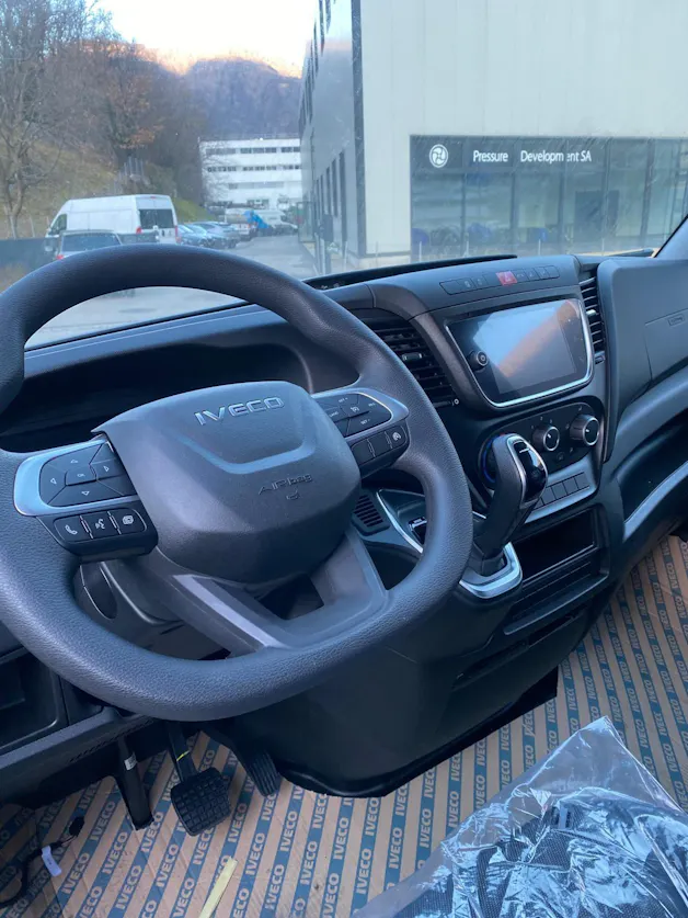IVECO 35 C 18H A8 V