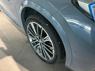 BMW iX2 xDrive 30 Edition M Sport