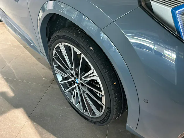 BMW iX2 xDrive 30 Edition M Sport