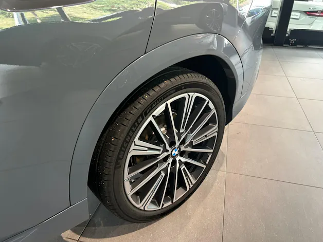 BMW iX2 xDrive 30 Edition M Sport