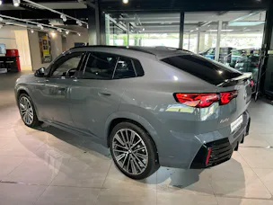 BMW iX2 xDrive 30 Edition M Sport