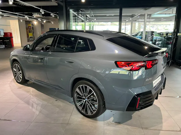BMW iX2 xDrive 30 Edition M Sport