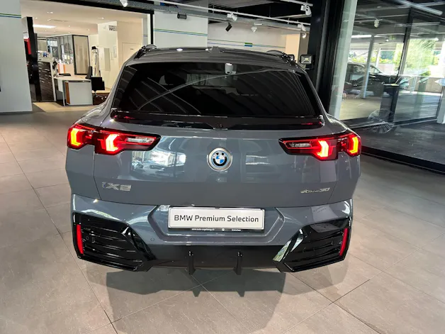 BMW iX2 xDrive 30 Edition M Sport