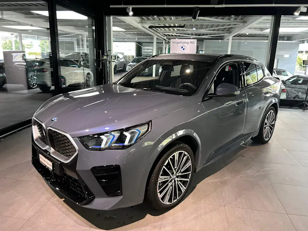 BMW iX2 xDrive 30 Edition M Sport