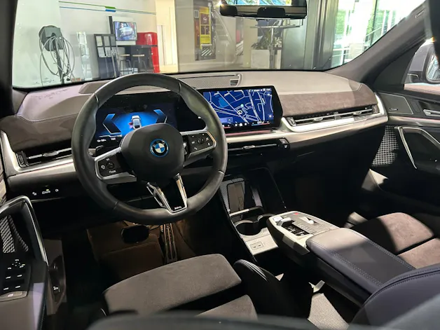 BMW iX2 xDrive 30 Edition M Sport