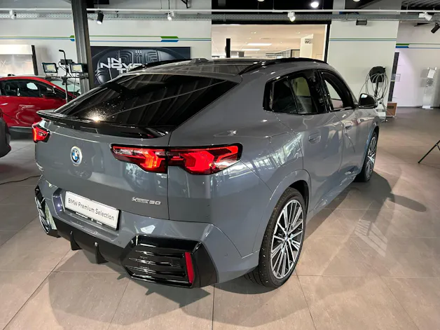 BMW iX2 xDrive 30 Edition M Sport