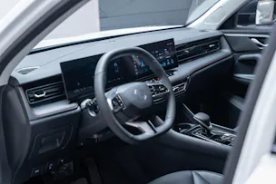 MG HS 1.5 T PHEV Luxury / 360°Kamera / el.Sitze / el.Heckklappe