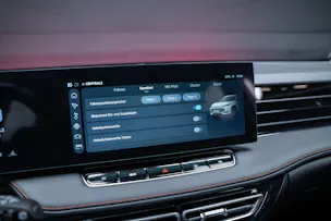 MG HS 1.5 T PHEV Luxury / 360°Kamera / el.Sitze / el.Heckklappe