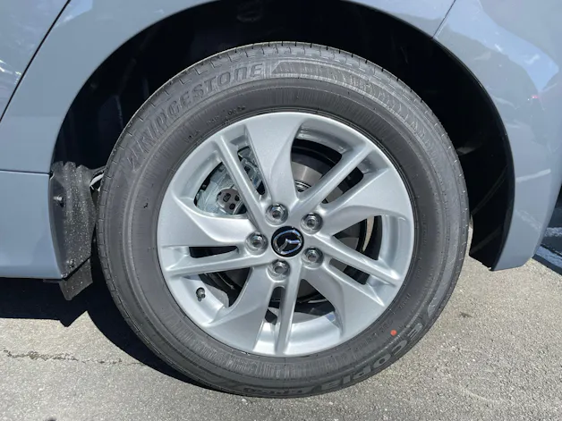 MAZDA 2 Hybrid Prime-line