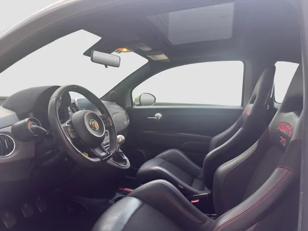 FIAT 595 1.4 16V Turbo Abarth Esseesse