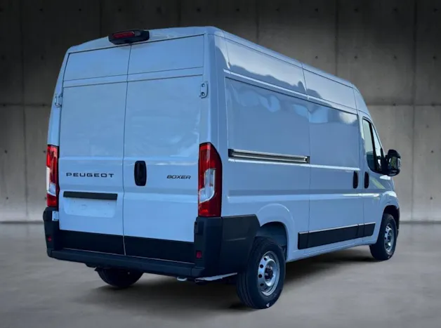 PEUGEOT Boxer 2.2 HDI 335 L2H2