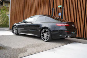 MERCEDES-BENZ E 450 COUPÉ AMG LINE BLACK 4 MATIC 9G-TRONIC l 367 PS