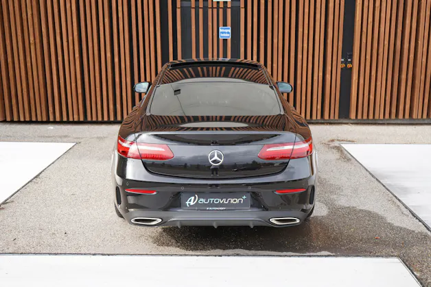 MERCEDES-BENZ E 450 COUPÉ AMG LINE BLACK 4 MATIC 9G-TRONIC l 367 PS