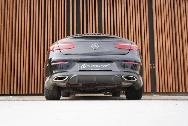 MERCEDES-BENZ E 450 COUPÉ AMG LINE BLACK 4 MATIC 9G-TRONIC l 367 PS